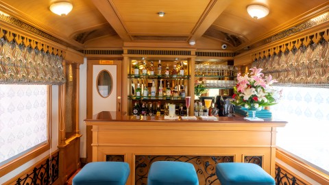 Deccan Odyssey: Vagón bar